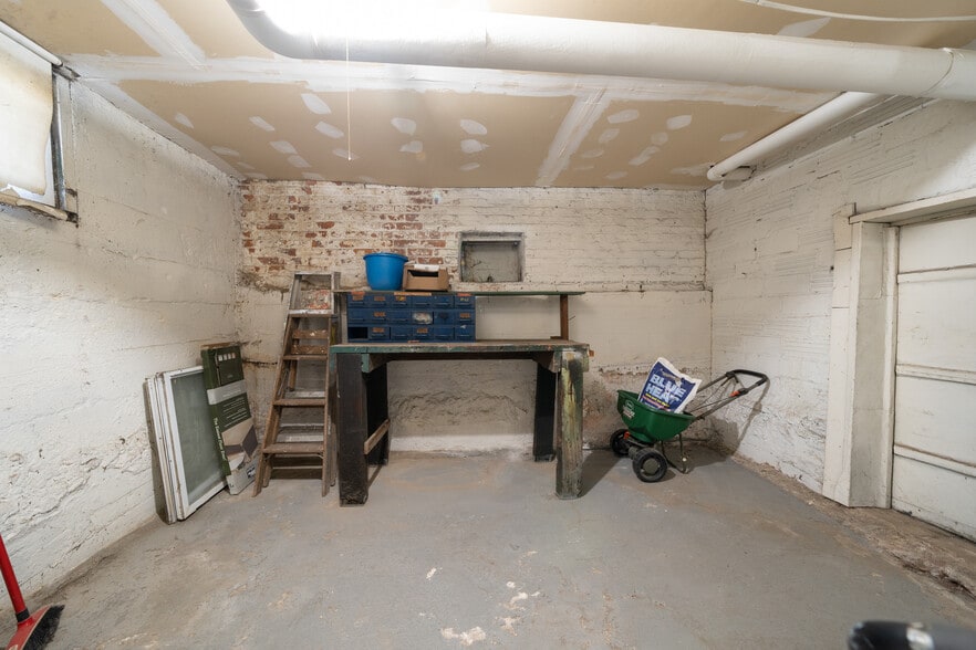 More Photos Of 48 8th Ave, Passaic Apartments For Sale