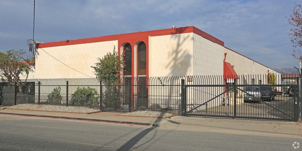 Primary Photo Of 8130-8140 Baldwin St, Oakland Office For Lease