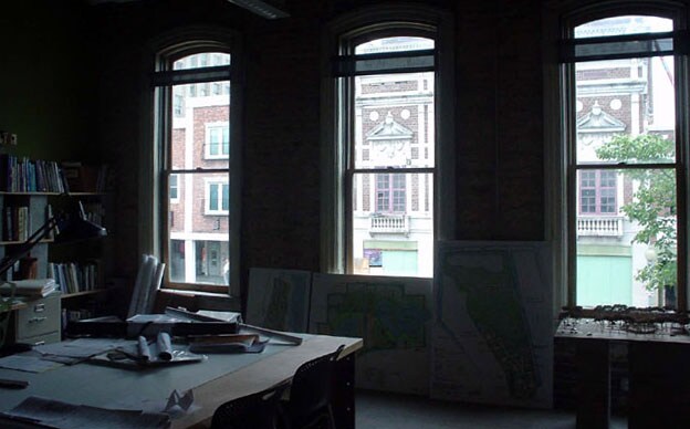 More Photos Of 7 N Saginaw St, Pontiac Office For Lease