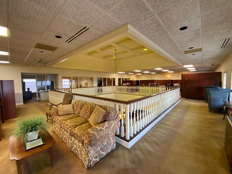 More Photos Of 2640 Monroeville Blvd, Monroeville Bank For Sale