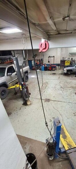 More Photos Of 2904 Calumet Ave, Manitowoc Auto Salvage Facility For Sale