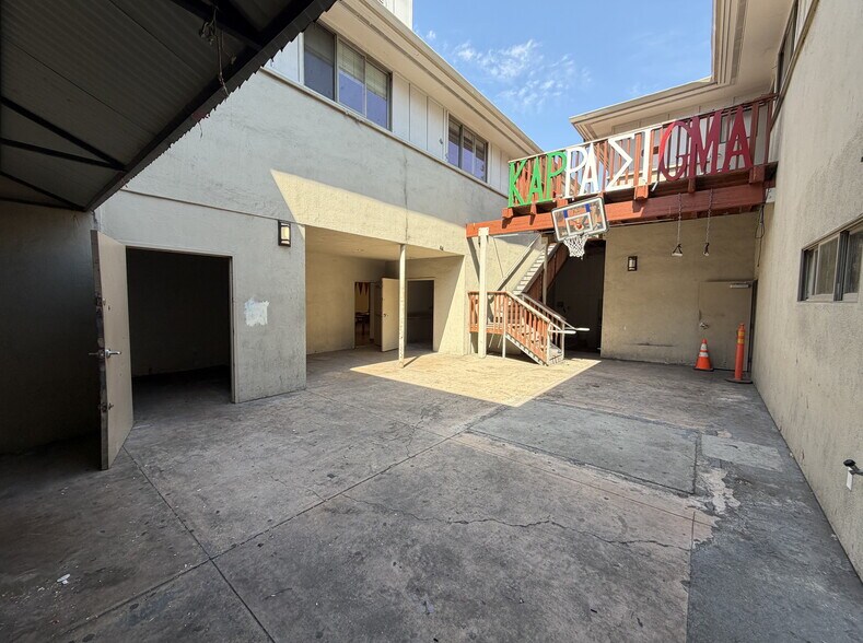 More Photos Of 168 S 11th St, San Jose Sorority Fraternity House For Sale