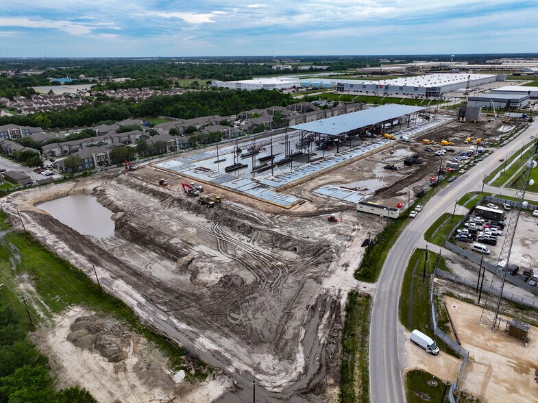 More Photos Of Deer Trail Drive and West Road, Houston Industrial For Lease