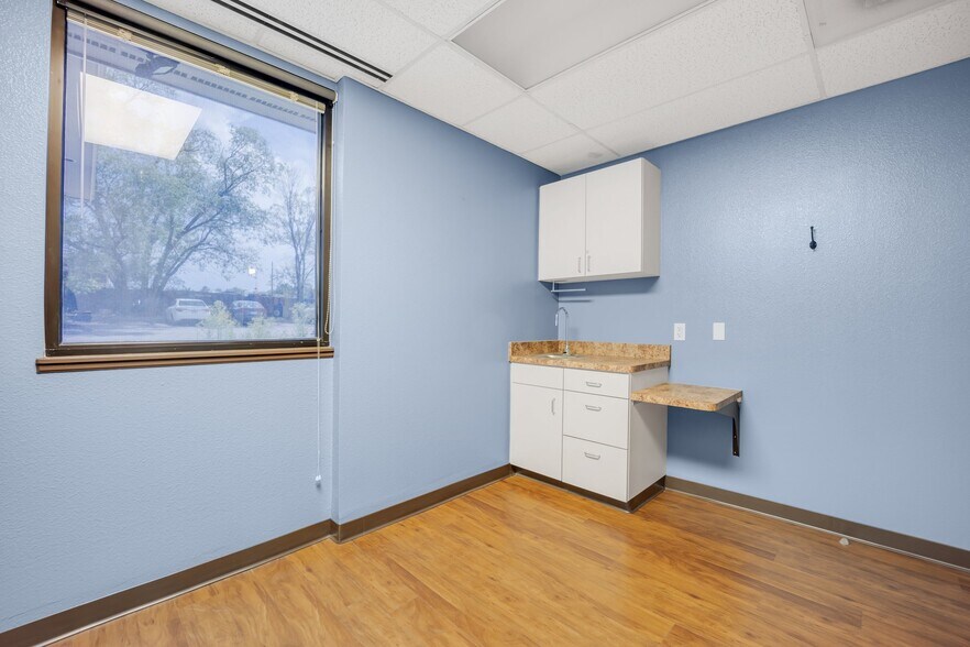 More Photos Of 1605 N Union Blvd, Colorado Springs Medical For Sale