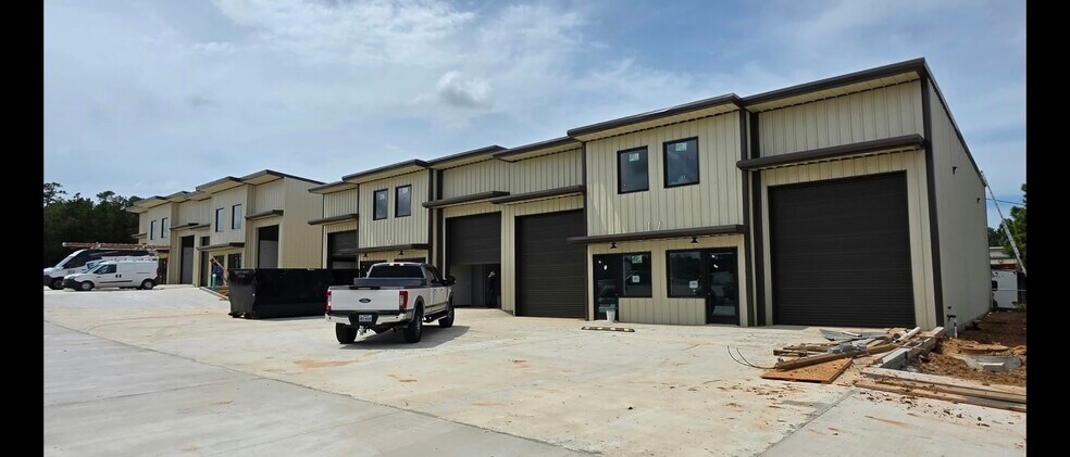 Primary Photo Of 14535 Lake Business Dr, Conroe Warehouse For Sale