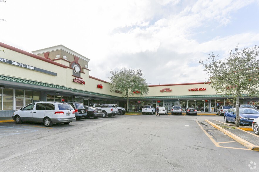 More Photos Of 1550 W 84th St, Hialeah Coworking Space