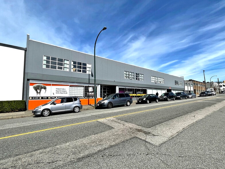 More Photos Of 1457-1469 Venables St, Vancouver Showroom For Lease