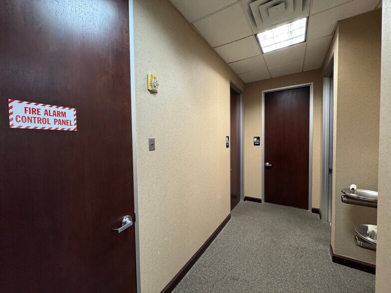 More Photos Of 1430 Research Forest Dr, Shenandoah Bank For Sale