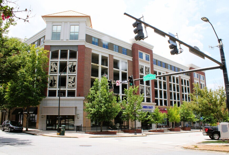 More Photos Of 125 W Washington St, Athens Office For Lease