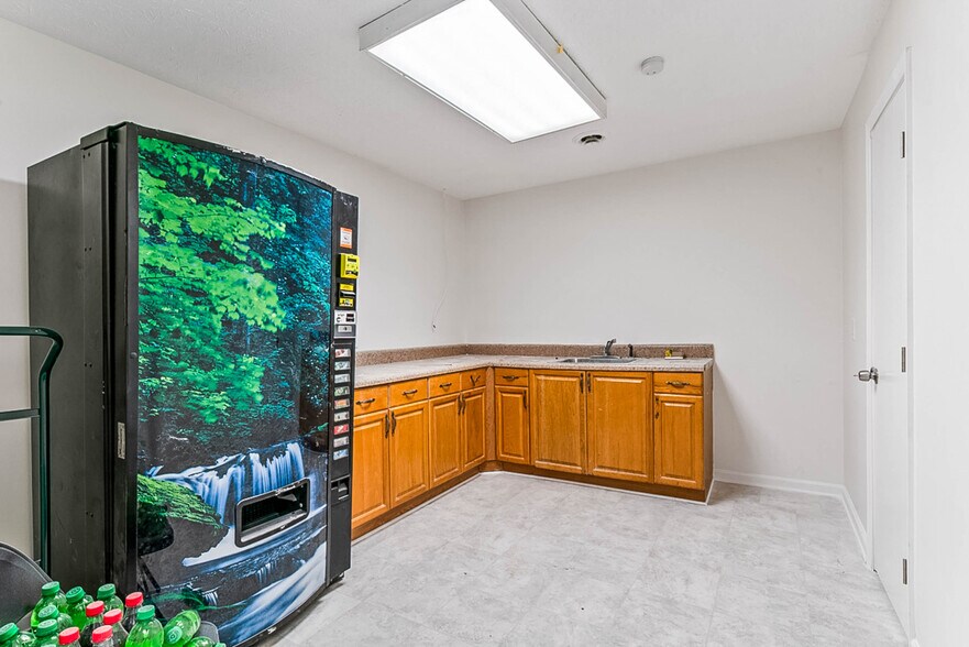 More Photos Of 310 N Glynn St, Fayetteville Medical For Lease