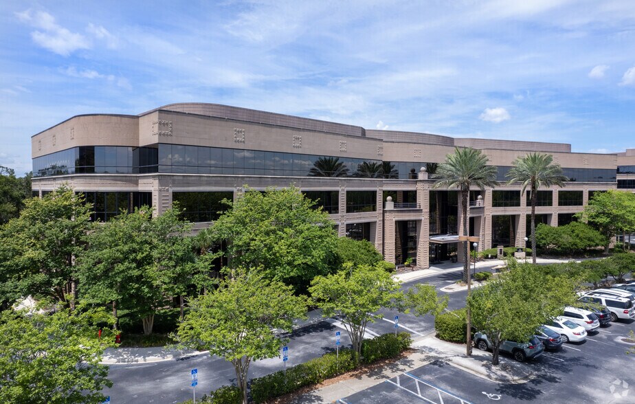 More Photos Of 10151 Deerwood Park Blvd, Jacksonville Coworking Space