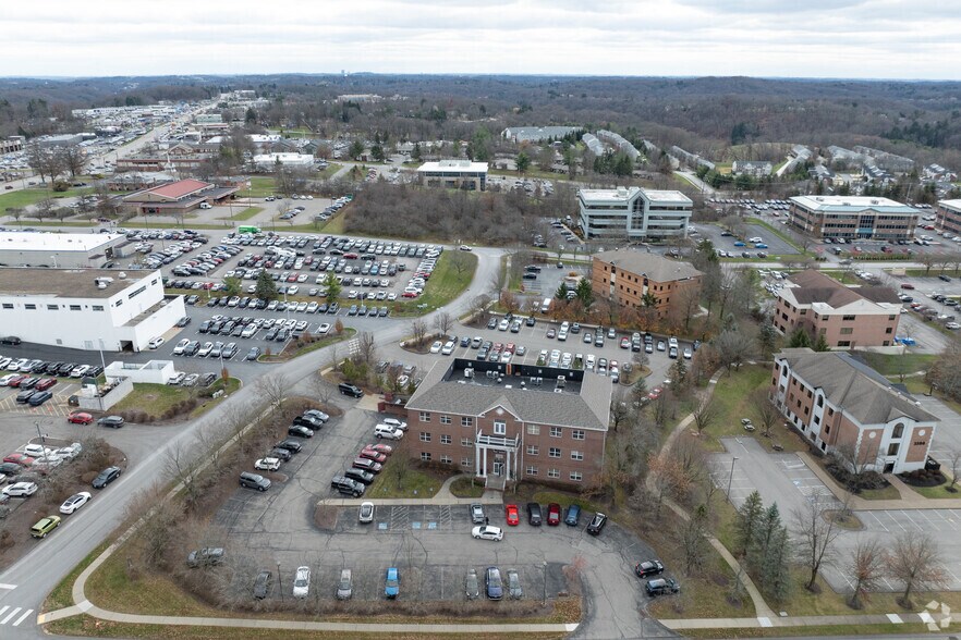More Photos Of 2500 Brooktree Rd, Wexford Medical For Lease