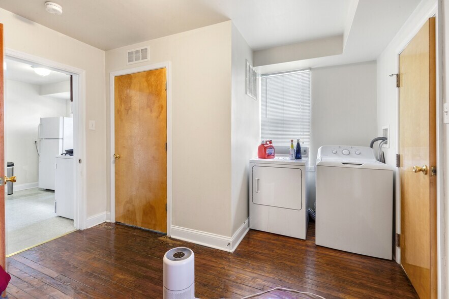 More Photos Of 4014 Market St, Philadelphia Storefront Retail Residential For Sale