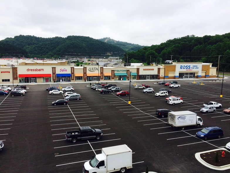 More Photos Of 130 Justice Way, Pikeville Freestanding For Lease