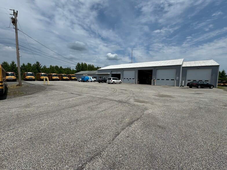More Photos Of 125 N Railroad Ave, Pedricktown Warehouse For Sale