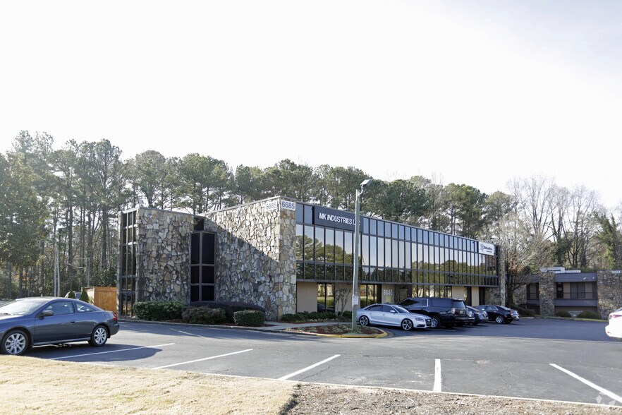Primary Photo Of 6685 Peachtree Industrial Blvd, Atlanta Office Residential For Lease
