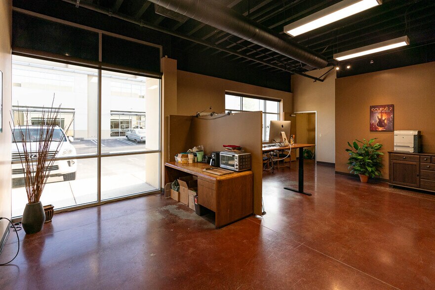 More Photos Of 29033 Avenue Sherman, Valencia Loft Creative Space For Lease