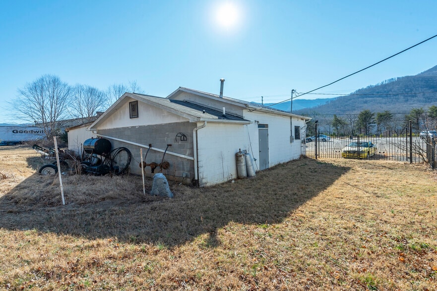 More Photos Of 2968 US Highway 70, Black Mountain Light Manufacturing For Sale