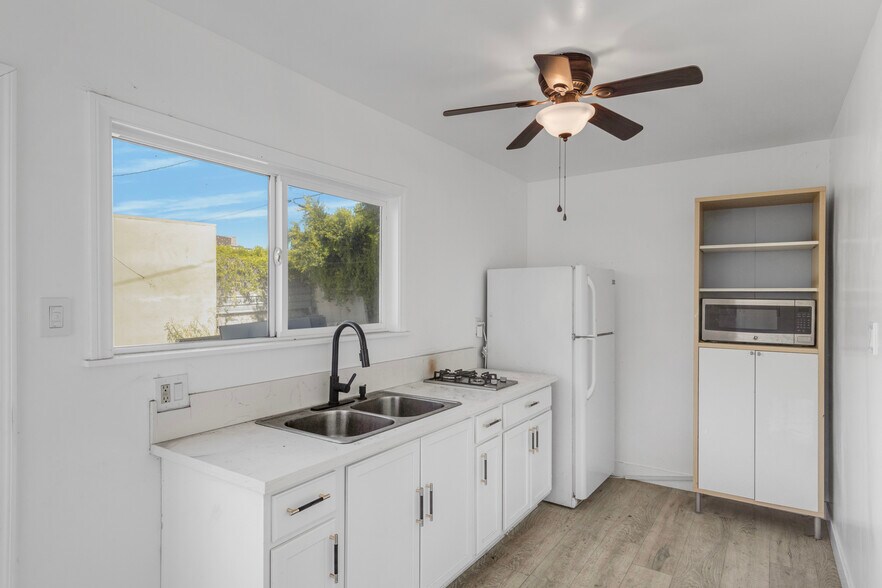 More Photos Of 7151-7157 Foothill Blvd, Tujunga Auto Repair For Sale