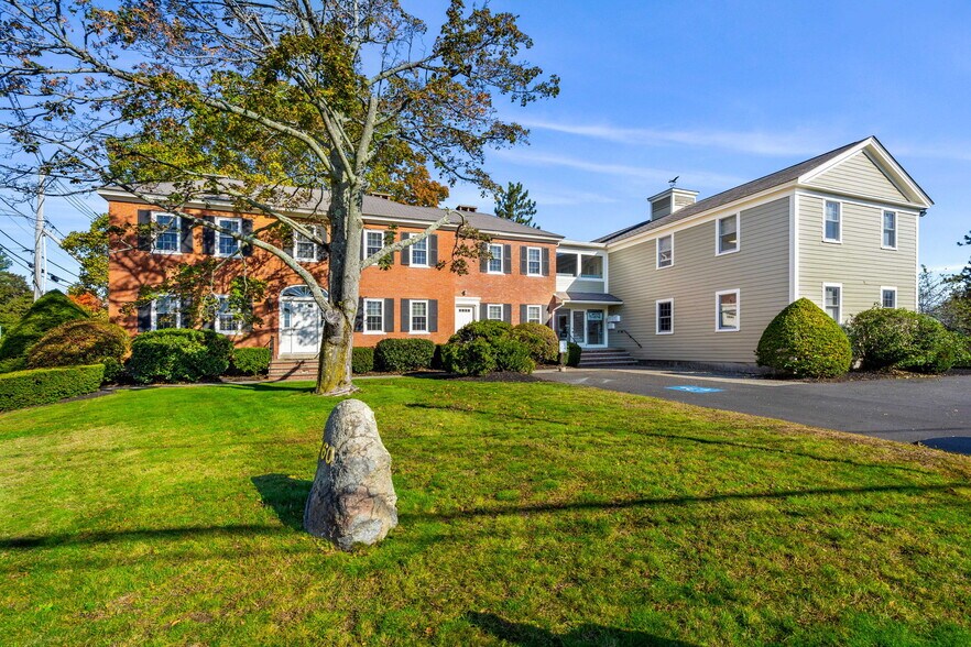 More Photos Of 160 Sylvan St, Danvers Office For Lease