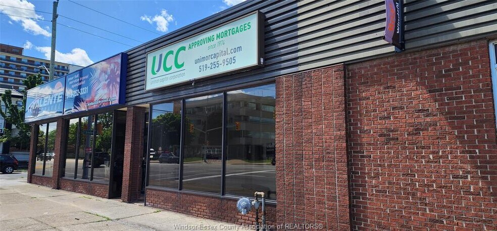More Photos Of 1487-1499 Ouellette Av, Windsor Storefront Retail Office For Lease