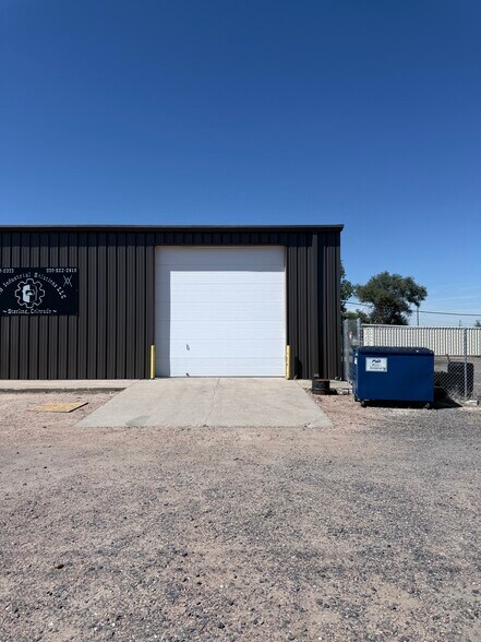 More Photos Of 440 Charmony Frontage Rd, Sterling Warehouse For Lease