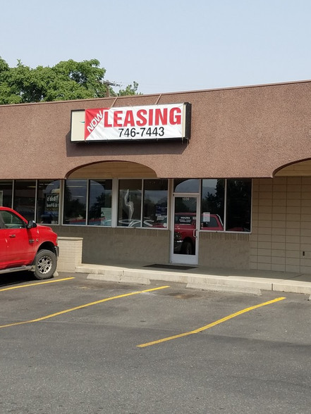 Primary Photo Of 1039 21st St, Lewiston General Retail For Lease