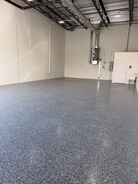 More Photos Of 7040 SE Federal Hwy, Hobe Sound Warehouse For Sale