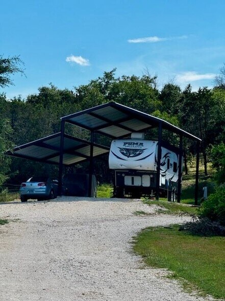 More Photos Of 1321 N FM 56, Glen Rose Trailer Camper Park For Sale