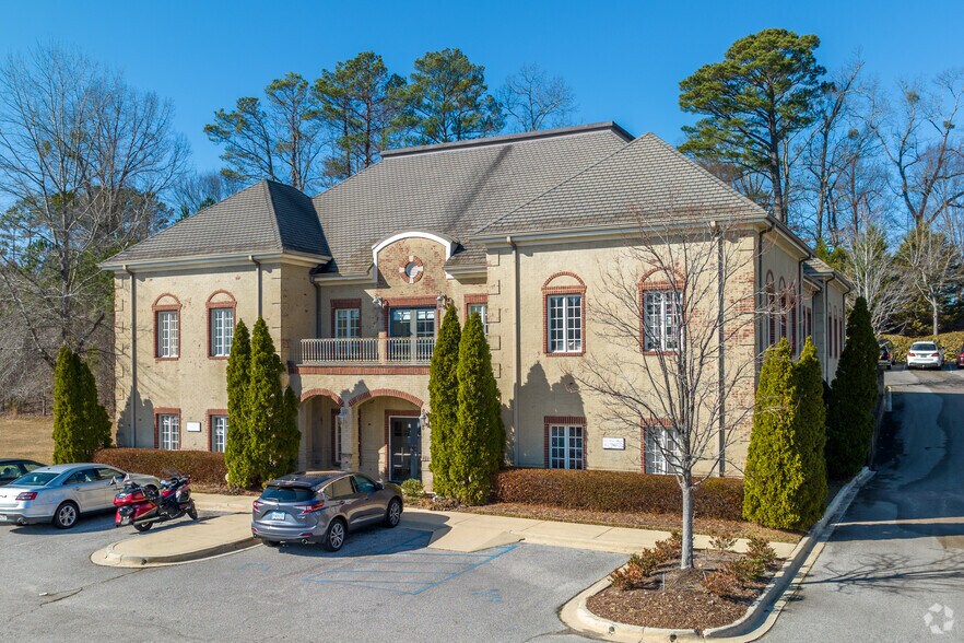 More Photos Of 6930 Cahaba Valley Rd, Birmingham Office For Lease