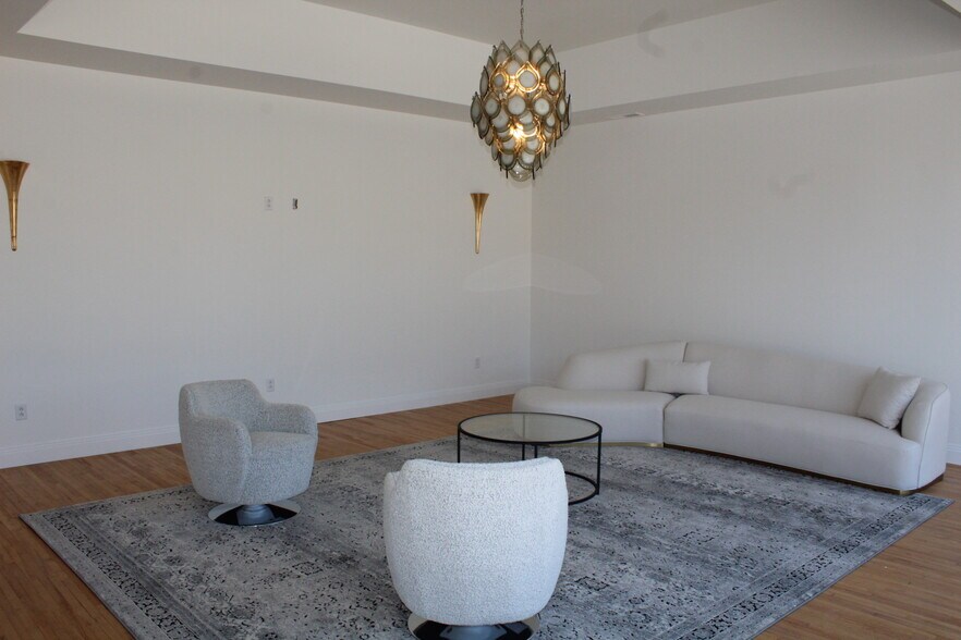 More Photos Of 117 W Main St, Coldwater Office For Lease