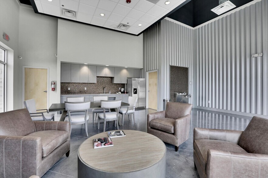 More Photos Of 6767 All Stars Ave, Frisco Showroom For Sale