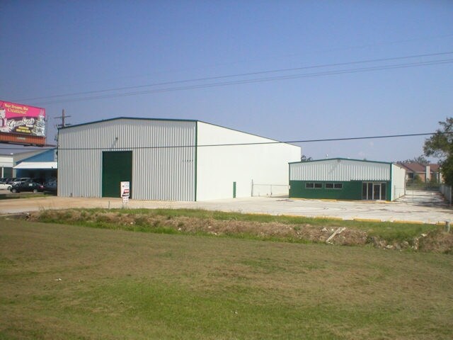 More Photos Of 11997 Airline Hwy, Baton Rouge Warehouse For Lease