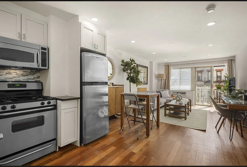 More Photos Of 15 St. Marks Pl, New York Apartments For Sale