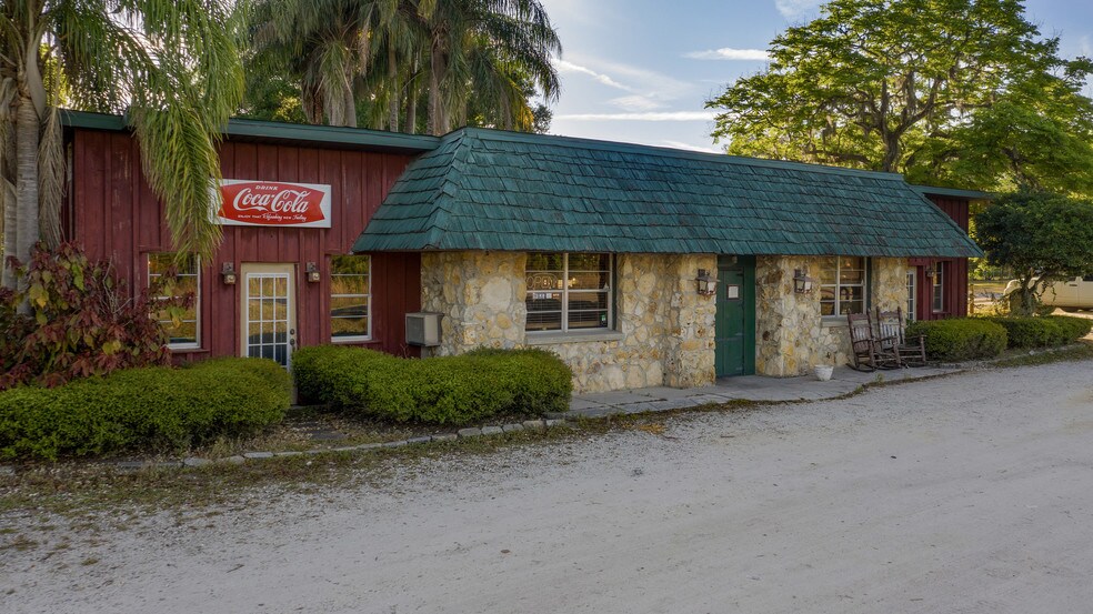 More Photos Of 12500 State Road 33, Groveland Restaurant For Sale
