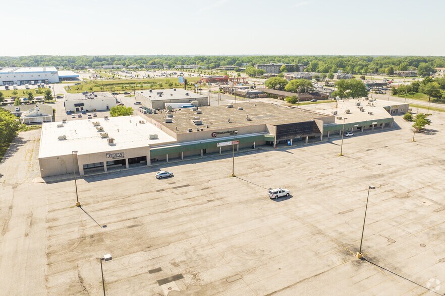 More Photos Of 5105-5115 Glendale Ave, Toledo Freestanding For Lease