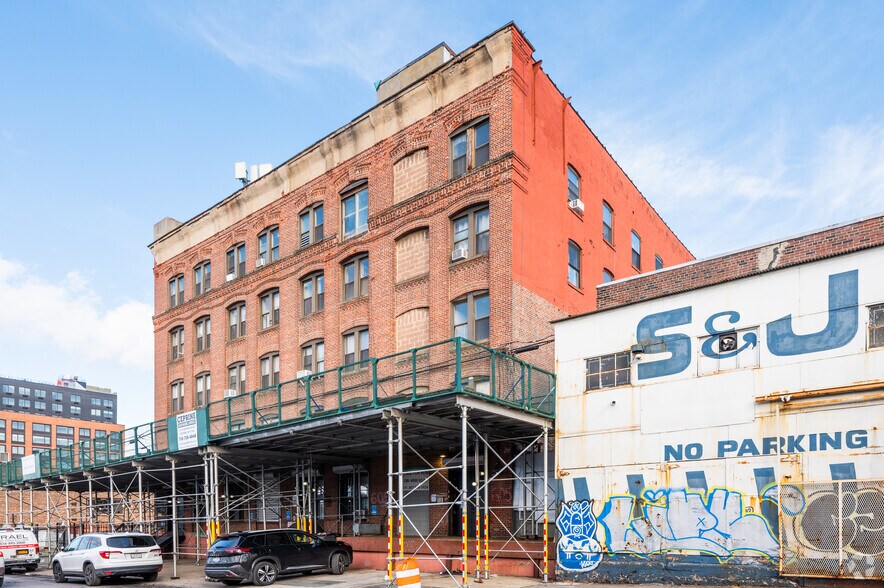 More Photos Of 605 E 132nd St, Bronx Flex For Lease