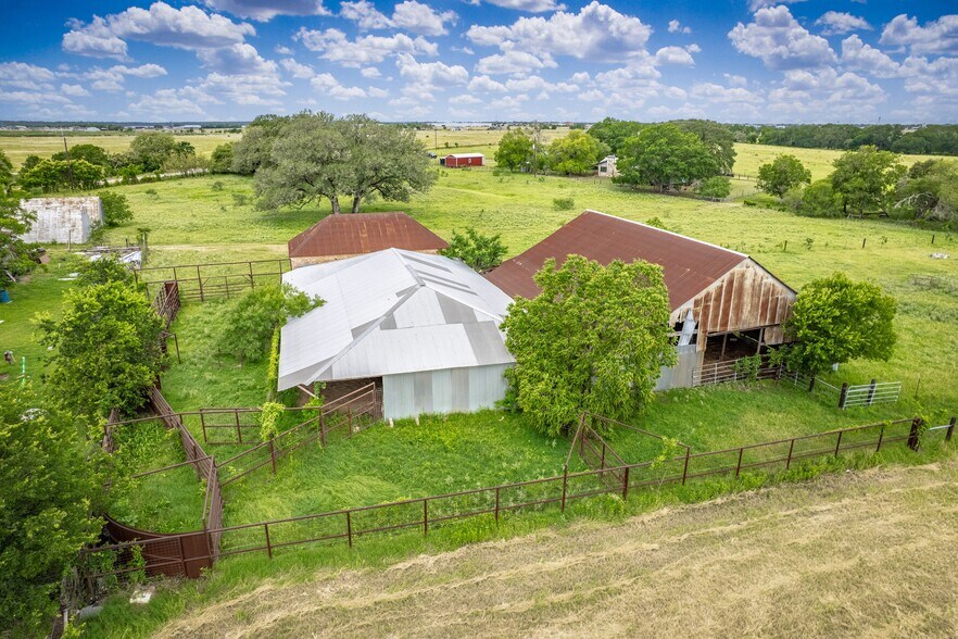 More Photos Of 425 Seawillow Rd, Lockhart Land For Sale