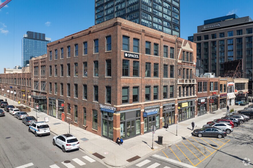 Primary Photo Of 900 W Randolph St, Chicago Coworking Space