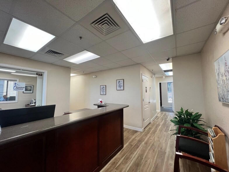 More Photos Of 7165 E University Dr, Mesa Office For Lease