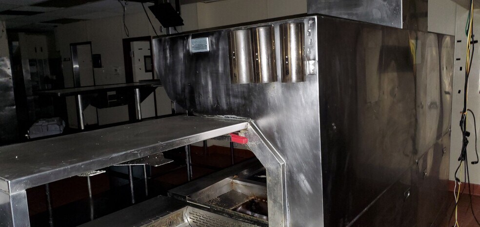 More Photos Of 92 16th St, Wheatland Freestanding For Sale