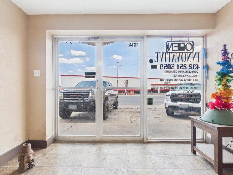More Photos Of 1014 S Stockton Ave, Monahans Warehouse For Sale