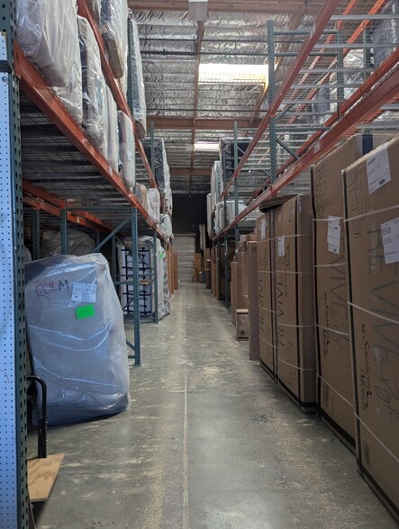 More Photos Of 6881 Monterey Rd, Gilroy Freestanding For Lease