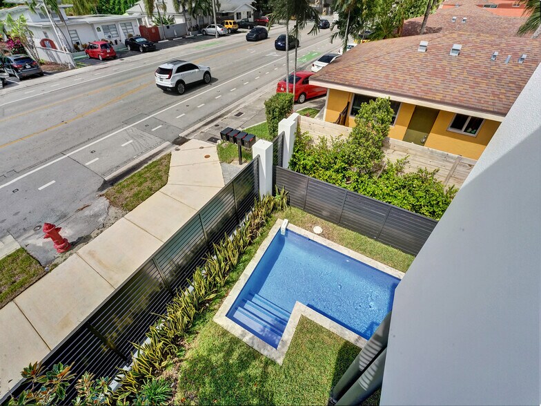 More Photos Of 1220-1226 NE 15th Ave, Fort Lauderdale Apartments For Sale