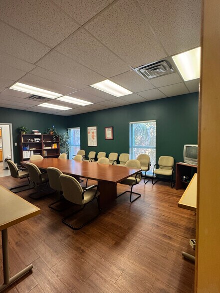 More Photos Of 111 N Gadsden St, Tallahassee Office For Sale