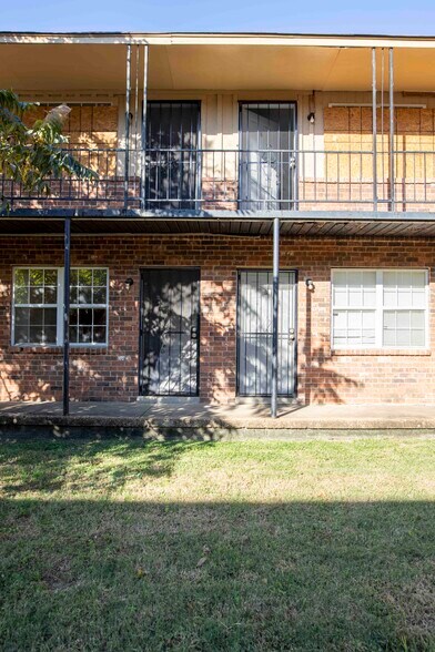 More Photos Of 1716 DuPont Ave, Memphis Apartments For Sale