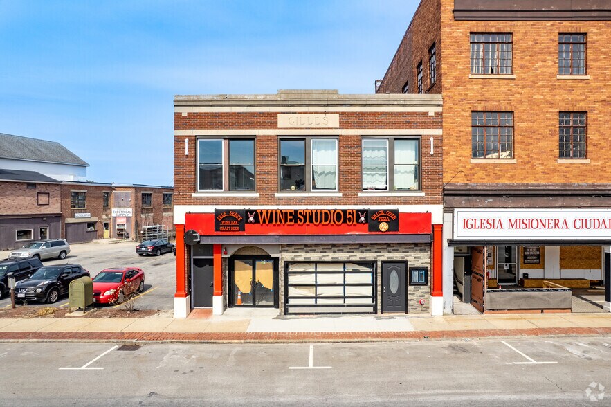 More Photos Of 175 Main St, Webster Restaurant For Sale