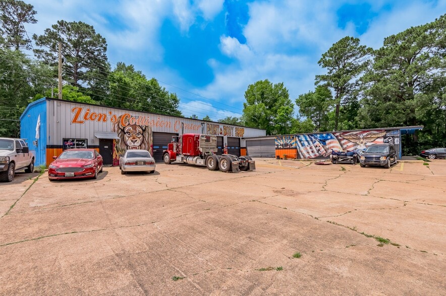 More Photos Of 316 Highway 190 E, Huntsville Auto Repair For Sale
