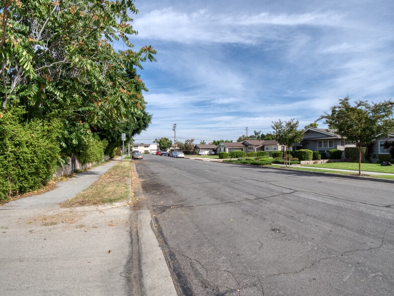 More Photos Of 516 S State College Blvd, Anaheim Land For Sale