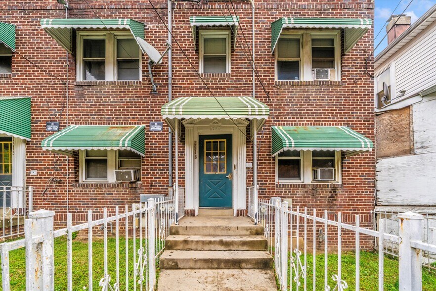 More Photos Of 2513-2515 22nd St NE, Washington Apartments For Sale